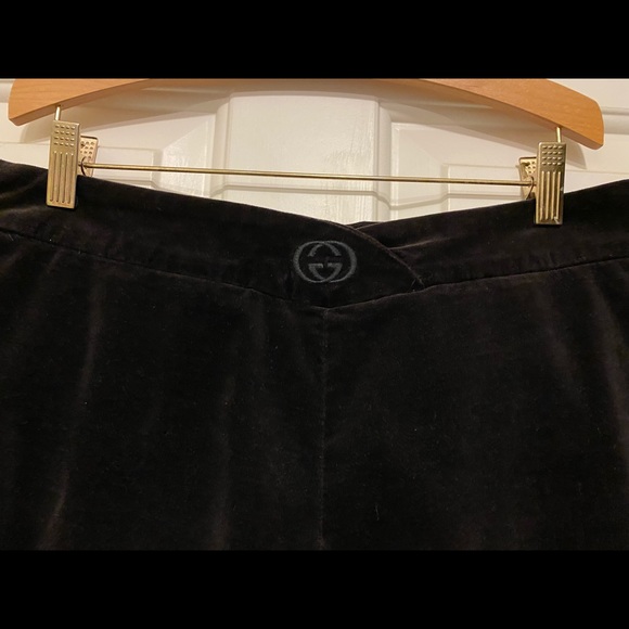 Women’s authentic Gucci velvet pants, side zipper. Fits slim size 44. Very nice - Picture 4 of 8